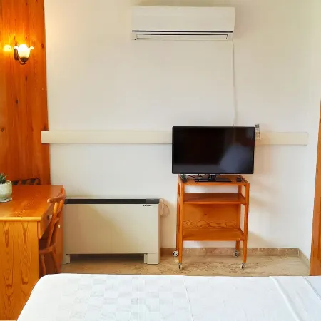 Swiss Eviniz Hotel