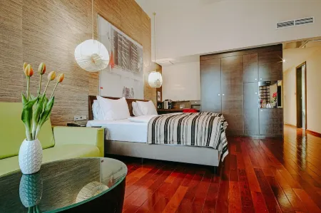 The Honest Budapest by Chic & Basic