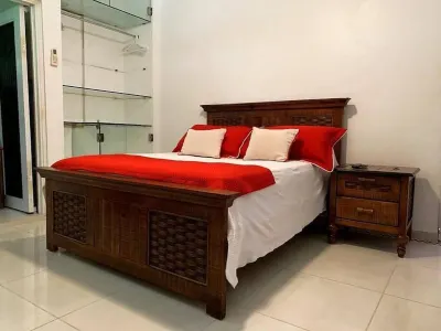 Room in Condo - Cozy Private Room in El Malecon, Santo Domingo
