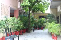 Vinayak Guest House