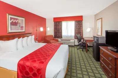 Ramada Limited Decatur Hotels in Forsyth