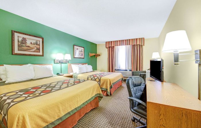 Super 8 by Wyndham McKinney/Plano Area