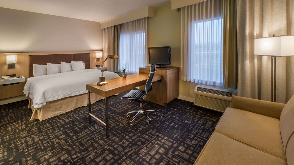 Hampton Inn & Suites Reno