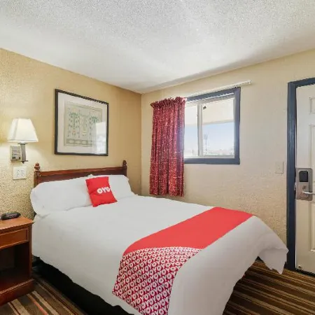 OYO Hotel Luling TX Downtown I-10/US-90