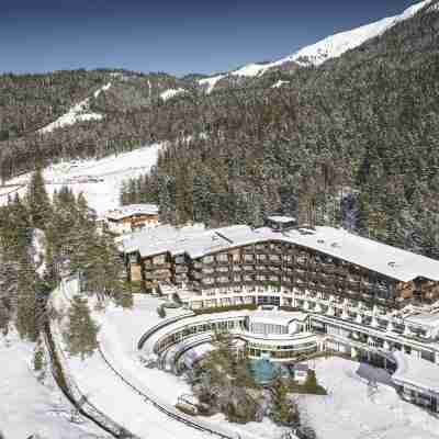 Krumers Alpin – Your Mountain Oasis Hotel Exterior