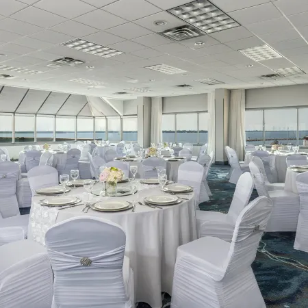 Holiday Inn KINGSTON-WATERFRONT by IHG