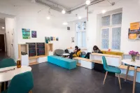 Avenue Hostel - Hostels