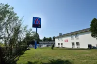 Motel 6 Nashua, NH - North