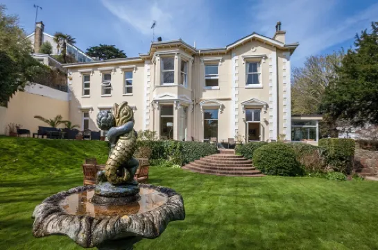 The Hotel Balmoral - Just for Adults