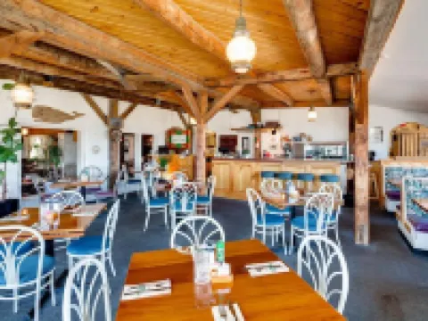 Beach Cottage Inn Hotels in Lincolnville