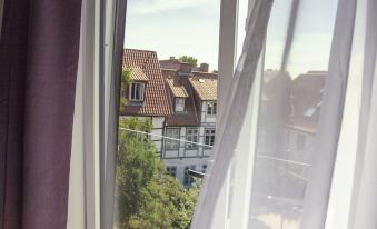 Onno Hotel by Norman