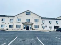 Coratel Inn & Suites by Jasper Northfield Hotels near Carleton College