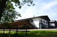 Hotel Reitzentrum Hausruckhof Timelkam 주변 호텔