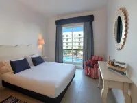Marina Club Lagos Resort