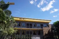 Pichawaree Resort Hotel in zona Wat Ko Kaew Wanaram