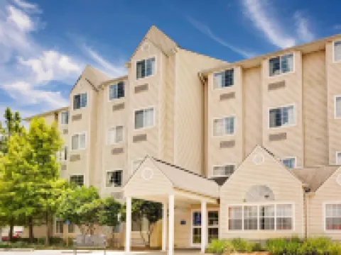 Microtel Inn & Suites by Wyndham Daphne/Mobile Hotels in Daphne