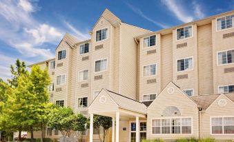 Microtel Inn & Suites by Wyndham Daphne/Mobile