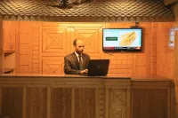 Milad Hotel Hotels in Raj Bagh