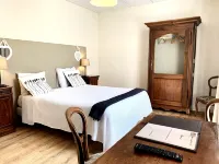 Hôtel Restaurant la Désirade Hotels in Andancette