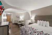 Red Roof Inn & Suites Carrollton, GA-West Georgia Hotels in Carrollton