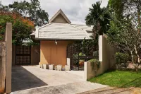 Baan Manuchang Villa Hotels in 