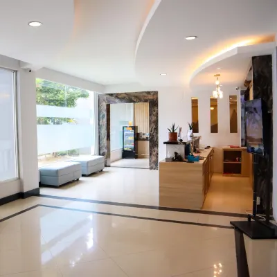 Ratu Duo Hotel 住宿飯店