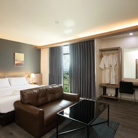 B2 Mae Sot Boutique & Budget Hotel
