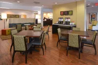 Hampton Inn Carbondale Hotels in Makanda