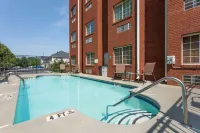 Microtel Inn & Suites by Wyndham Stockbridge/Atlanta I-75 - Pools