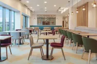 Hampton by Hilton  Edinburgh Airport - breakfast