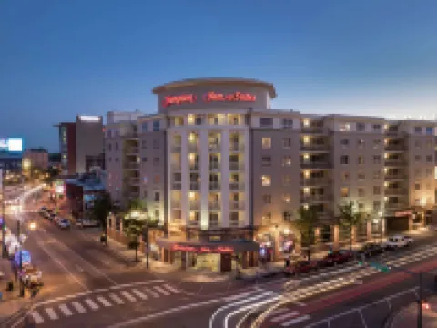 Hampton Inn & Suites Memphis at Beale Street Hotels in Memphis