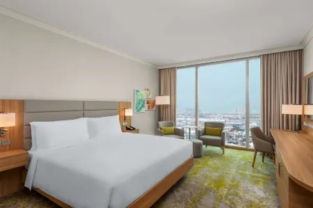Hilton Garden Inn Kuwait Отели рядом с достопримечательностью «Al Hamra Tower»
