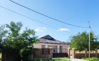 Kontinent Mini-Hotel - 2-Star
