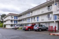 Motel 6 Kirkland, WA - North Kirkland Hotels in King County