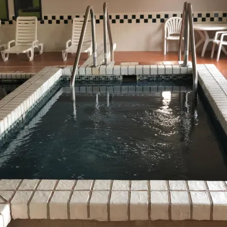 Country Inn & Suites by Radisson, Topeka West, KS