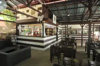 The Barat Perhentian - bar