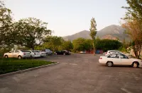 Charos Deluxe Resort - 2-Star
