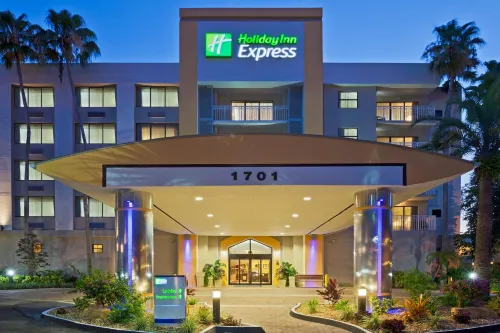 โรงแรม Holiday Inn Express Hotel & Suites Ft. Lauderdale-Plantation บาย IHG