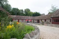 Kingston Country Courtyard Hotels near Durdle Door