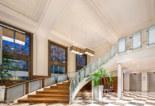 1. 배트맨스 힐 온..