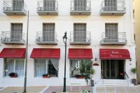 Hotel Theoxenia Hotel di Loutraki