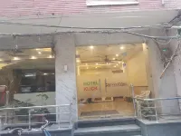 Hotel Klick International - 2 Min Walking from New Delhi Railway Station Hotell i Gole Market