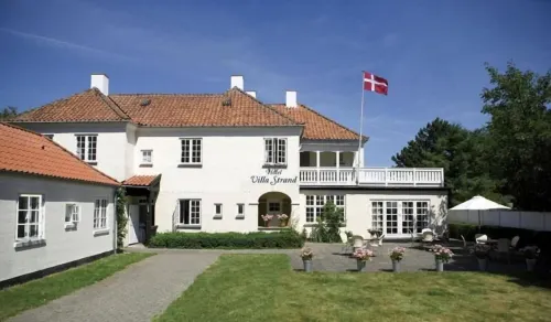 Villa Strand Hotels in Hornbaek