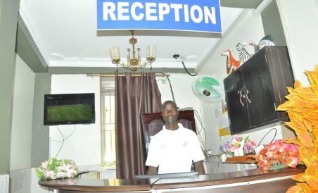 Hotel Free Zone - Housity