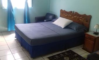 Melbourne Inn Trinidad - Housity