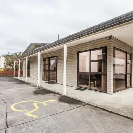 Parkview Motor Inn Отели в г. Пукекохе