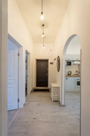 Central Dayflat Apartments Отели рядом с достопримечательностью «Андреевский спуск»