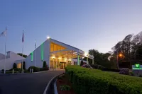 Iris Hotel Cape Cod Hotels near Old Silver Beach
