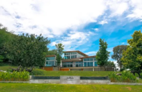 Mighty Mountain Thailand Hotels near Greenfield วิวน้ำ Greenfield Viewnam