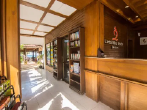 ลันตา ไนซ์บีช รีสอร์ท โรงแรมในเกาะลันตา